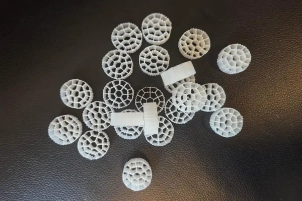 Comparison of different MBBR media, bio filter media shapes for customized biological filtration systems.